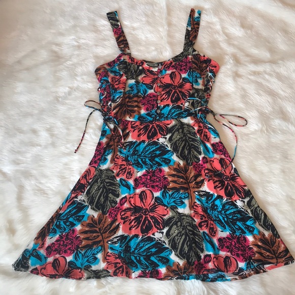 Forever 21 floral Hawaii hibiscus 🌺 dress M - Picture 2 of 5